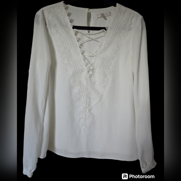 WAYF White Lace V neck Tunics Size S - Picture 1 of 6